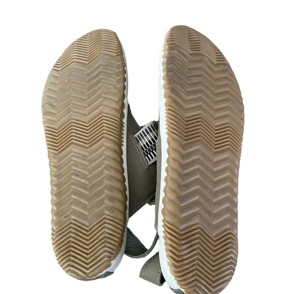 Sorel Out N About Plus Walking Leather Sage Green Sandals size 9.5 - Picture 11 of 11